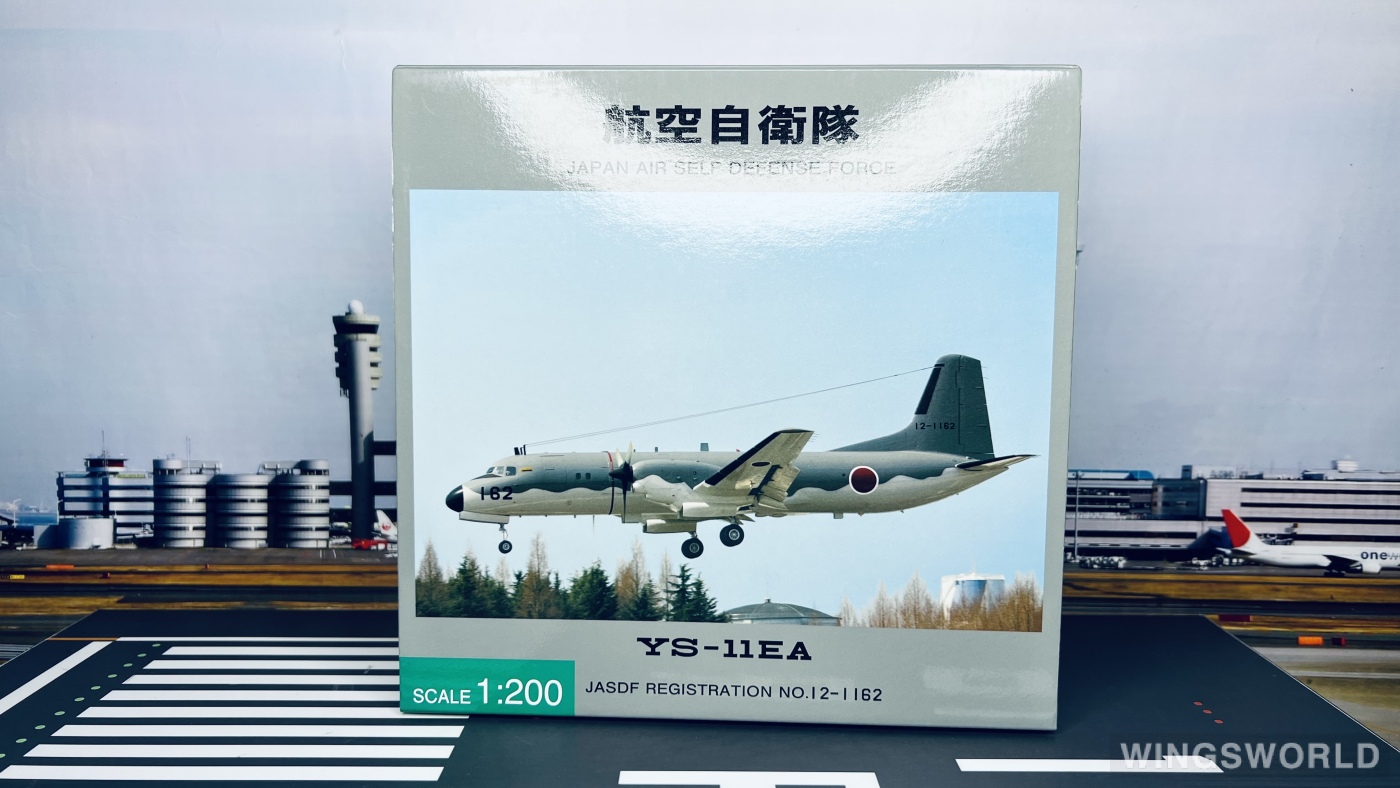 JASDF YS11 Reg:52-1152 Hogen/ANA Scale 1:200 Diecast models