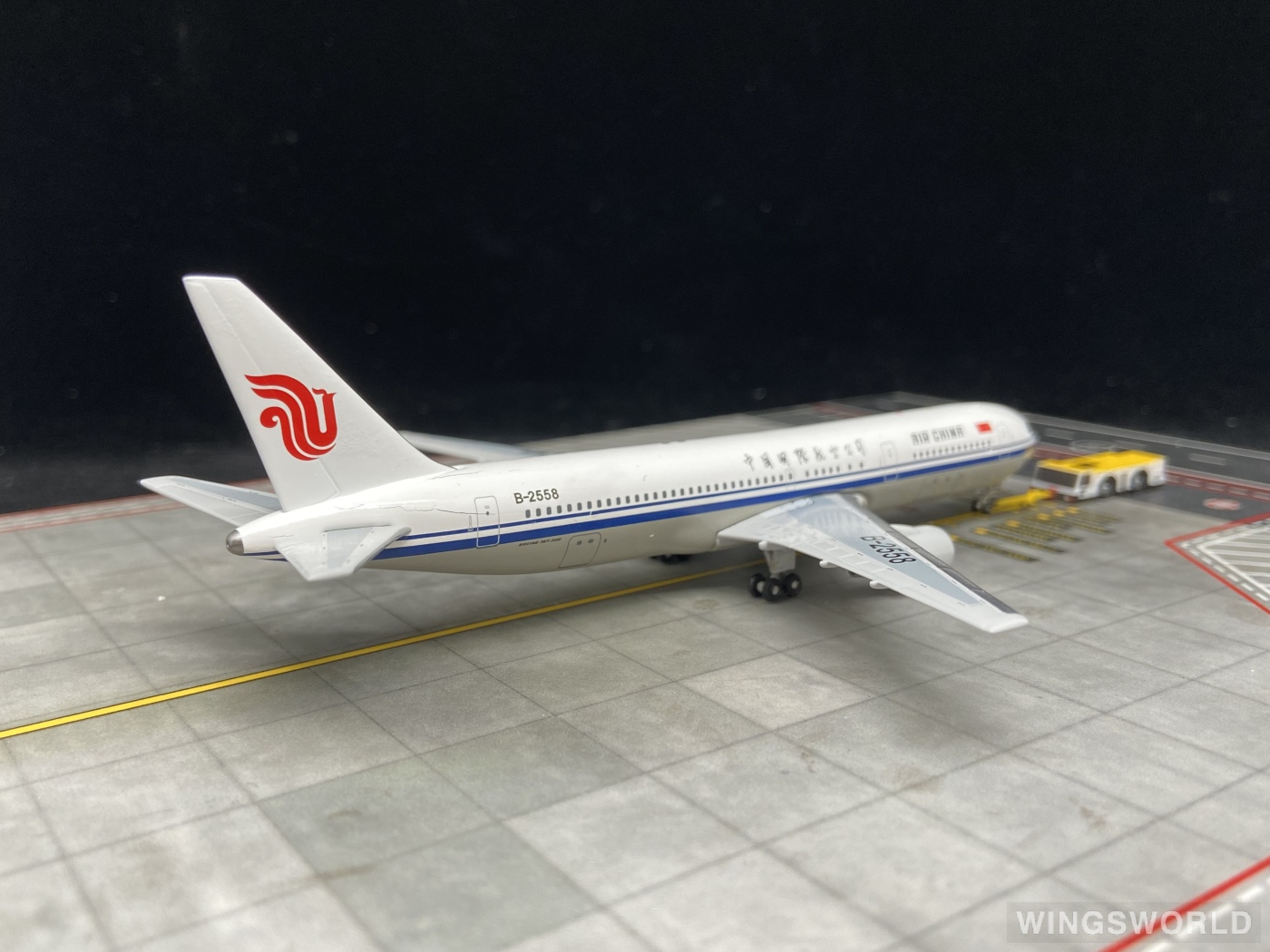 AeroClassics 1:400 AC18113 Air China 中国国际航空 Boeing 767-300 B-2558
