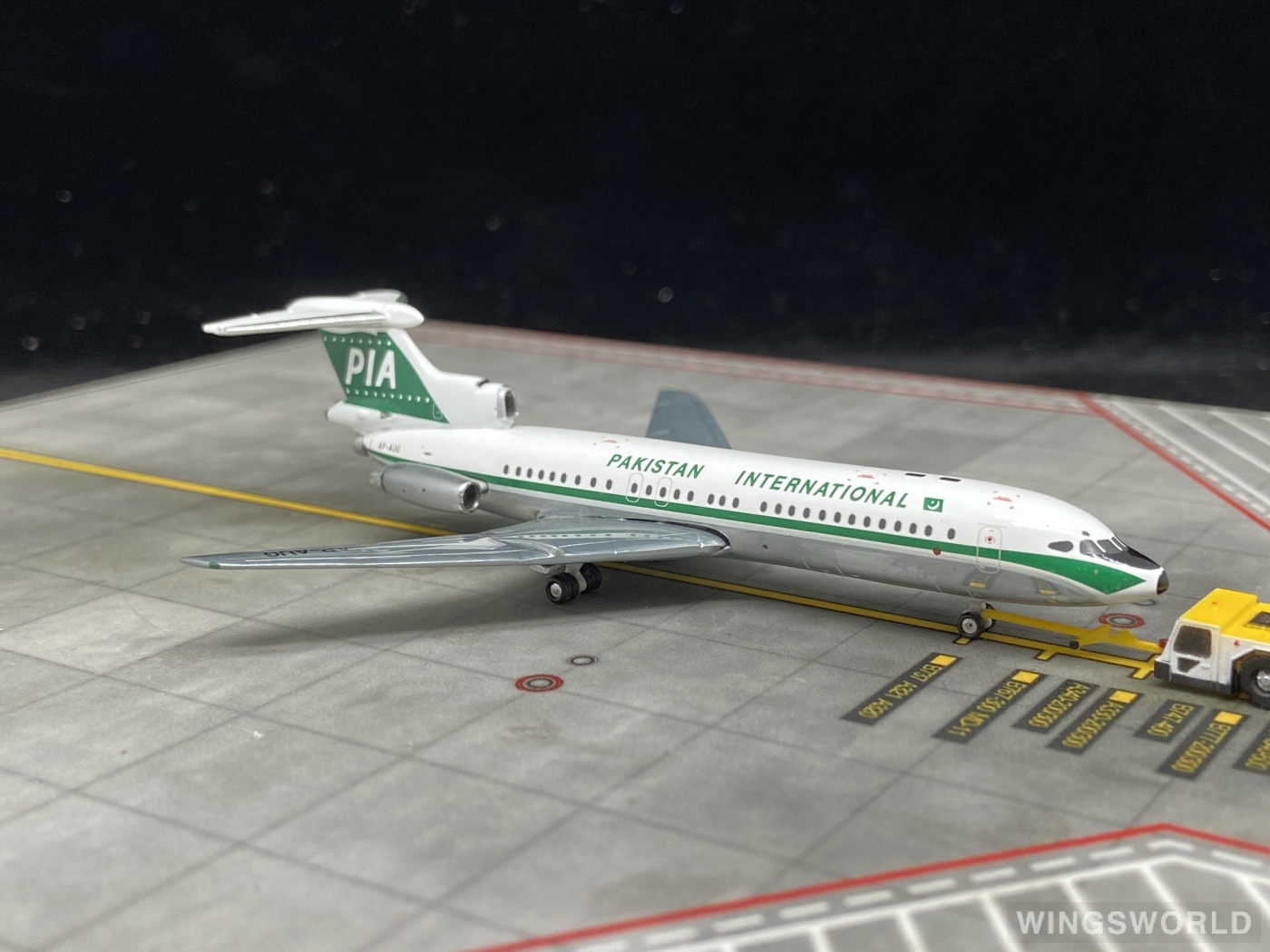 Geminijets 1:400 GJPIA768 PIA 巴基斯坦航空 Hawker Siddeley Trident AP-AUG