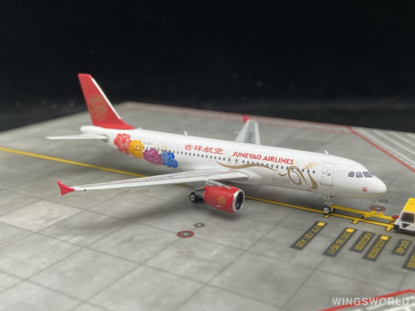 Phoenix 1:400 PH11294 Juneyao Airlines 吉祥航空 Airbus A320 B-6717