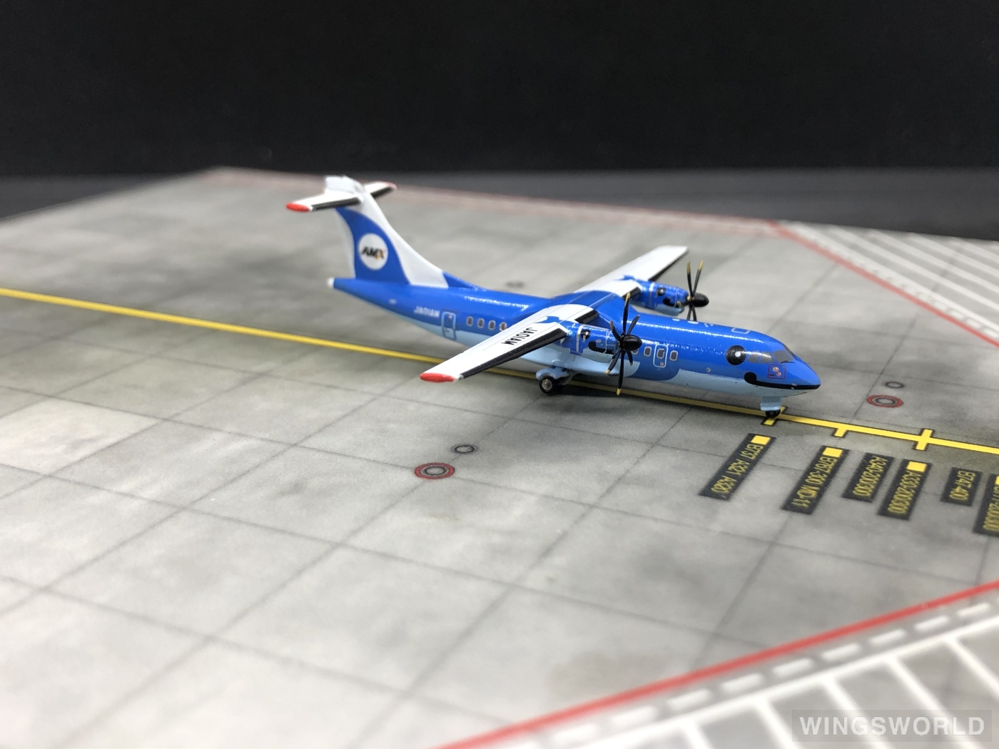 Geminijets 1:400 MZ40001 Amakusa Airlines AMX 日本天草航空 ATR 42 JA01AM