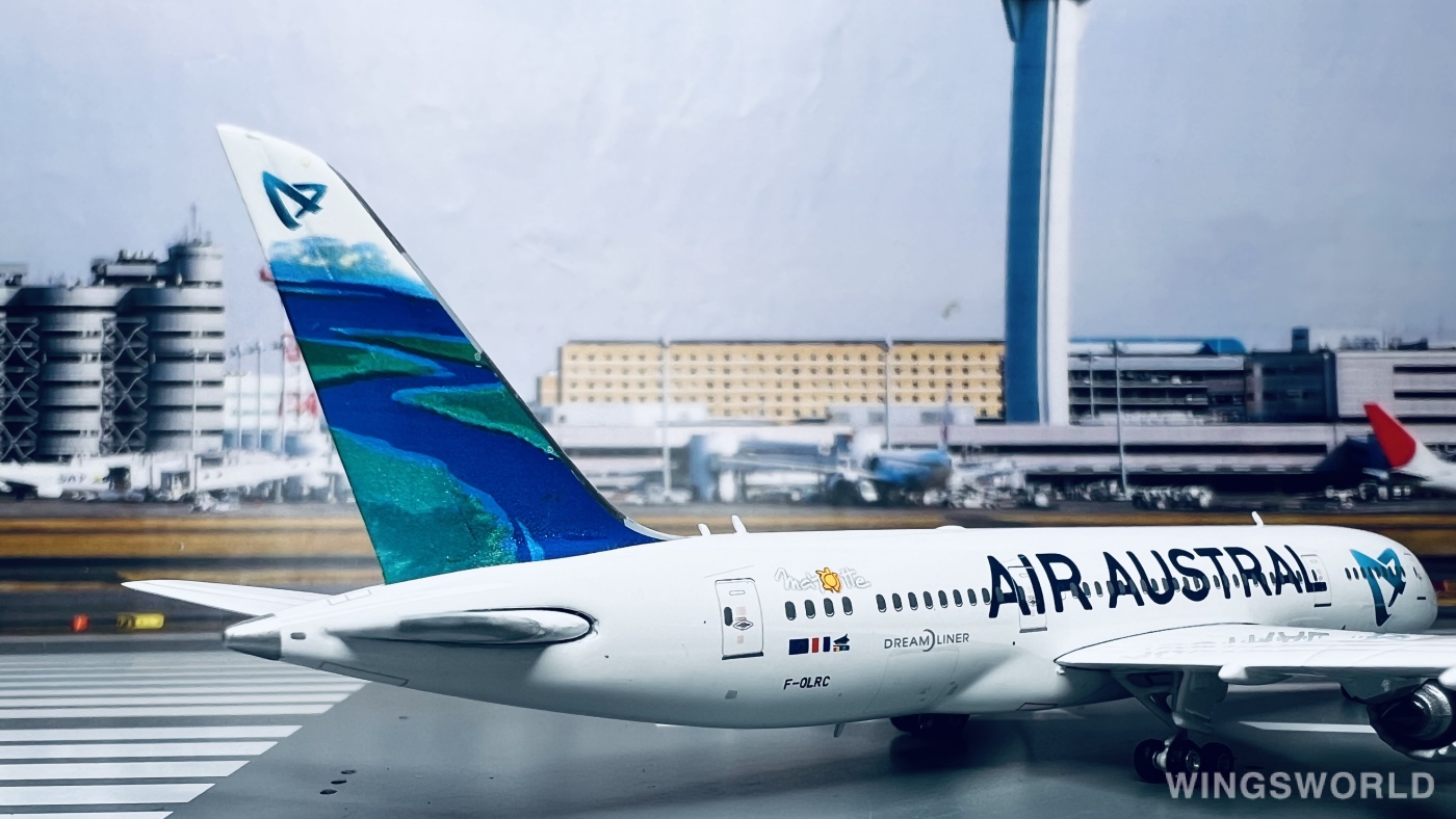 Phoenix 1:400 PH11265 Air Austral 留尼旺航空 Boeing 787-8 F-OLRC