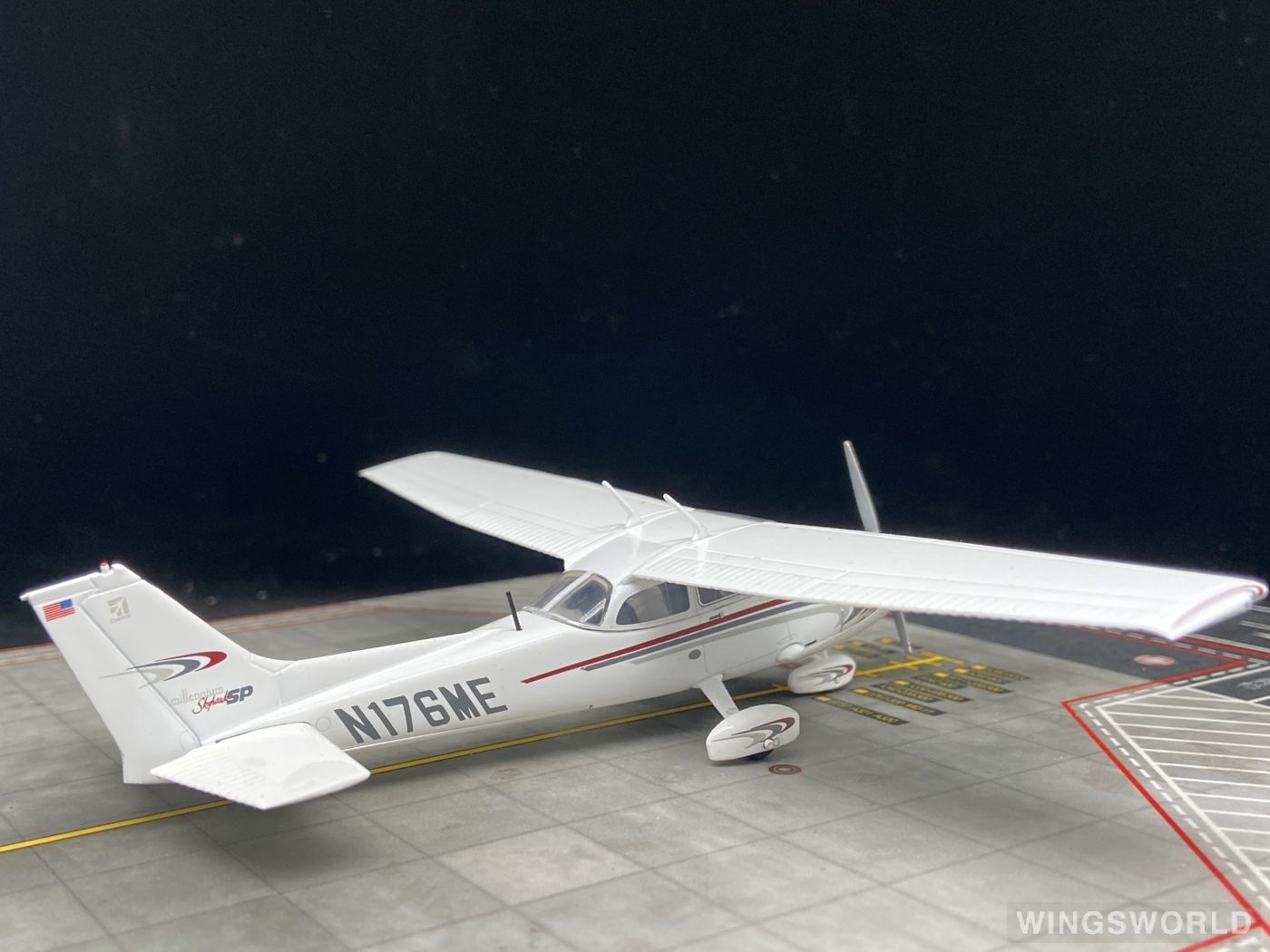 Geminijets 1:72 GGCES012 Others 其他 Cessna 172 N176ME