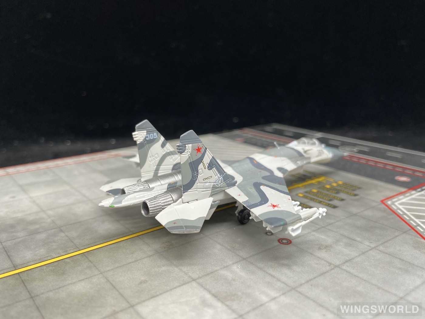 Herpa 1:200 571425 Russian Air Force 俄罗斯空军 Sukhoi Su-27 305