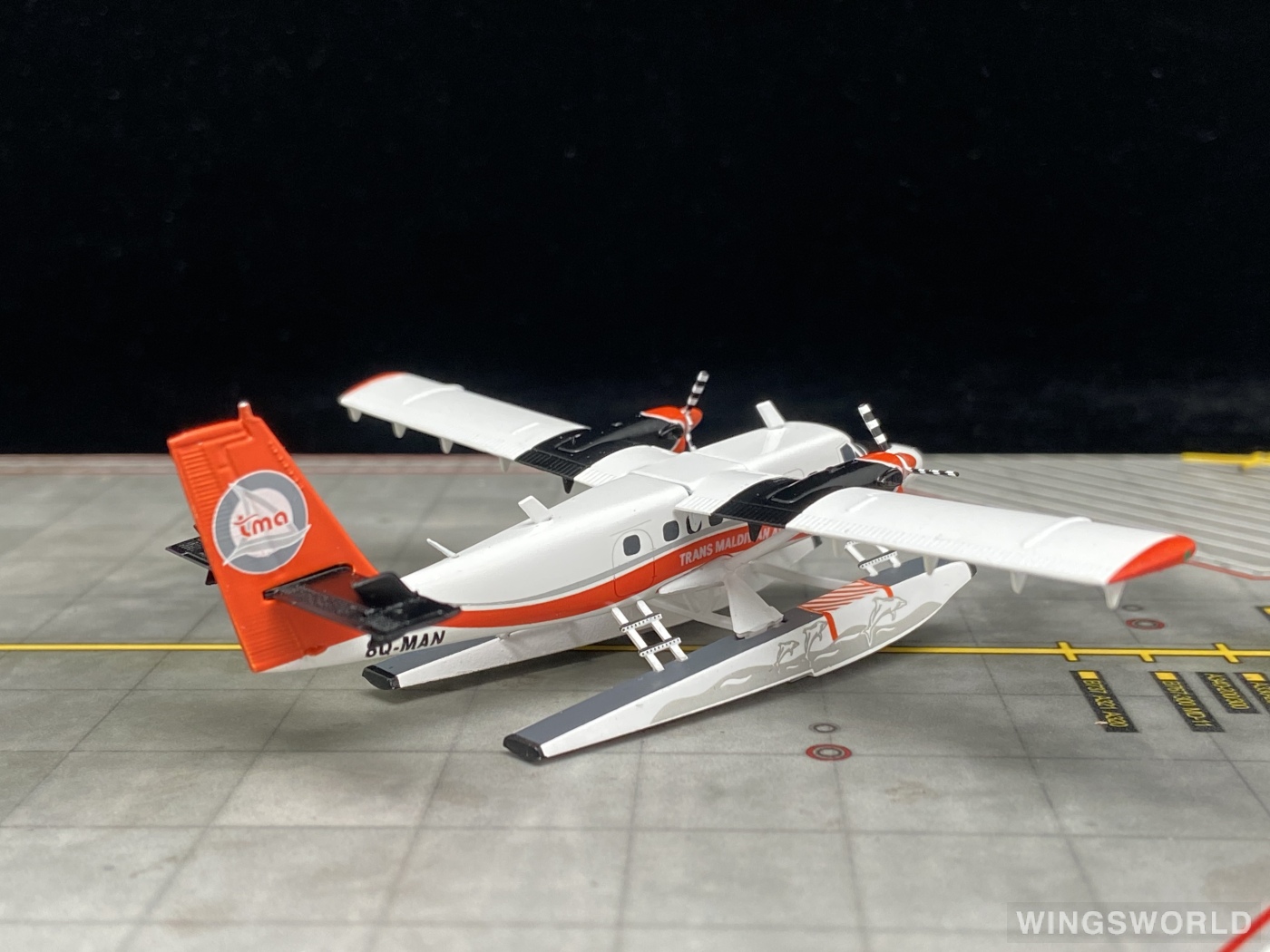 Geminijets 1 200 De Havilland Canada DHC 6 300 Trans Maldivian 