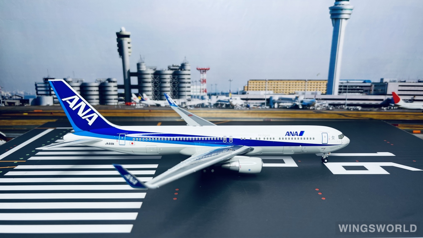 ➀ 1/200 ANA 全日空 B767-381/ER JA619A