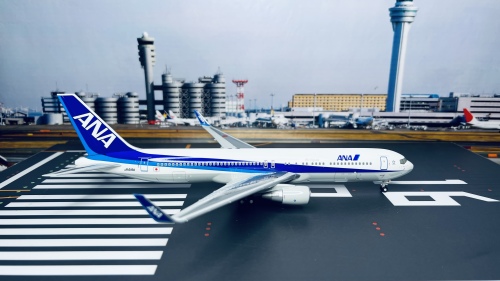 ANA 全日空 Boeing 767-300ER JA619A Air Japan NH20046 Hogan 1:200