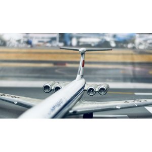 Aeroflot 俄罗斯航空 Ilyushin Il-62 CCCP-86492  GJAFL2083 Geminijets 1:400