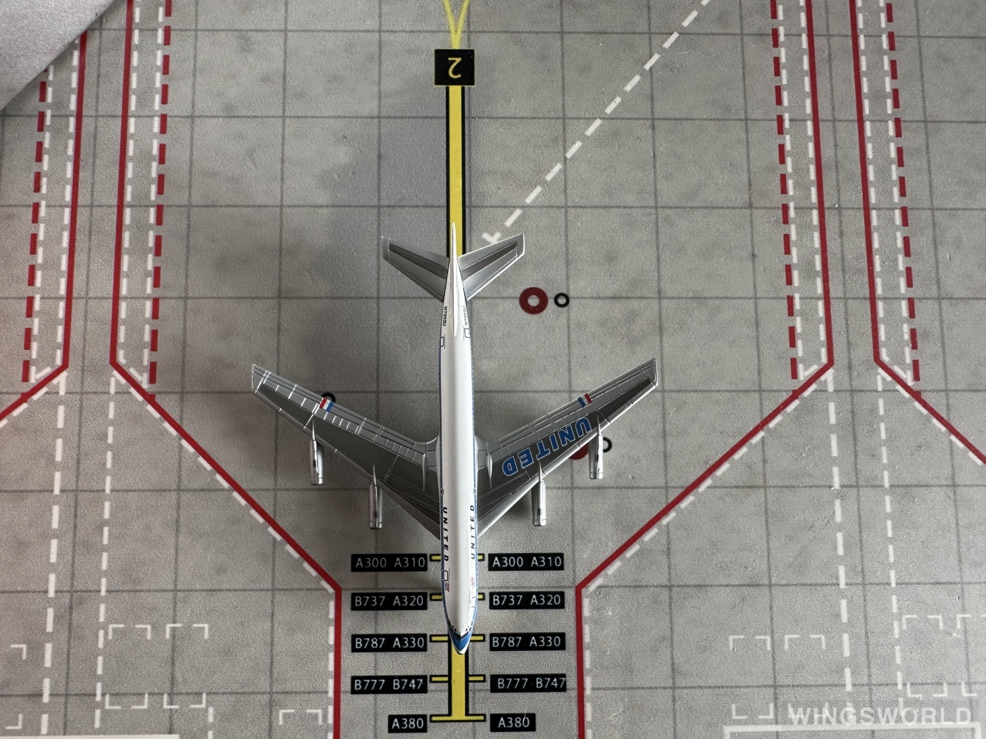 Dragon Models 1:400 55733 United Airlines 美国联合航空 Boeing 720 N7202U