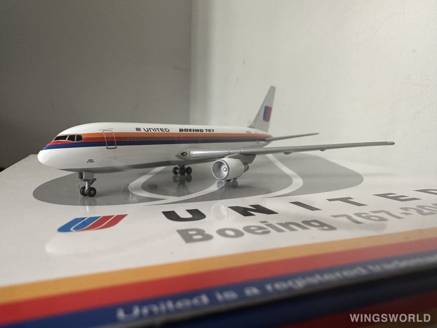 Jet-X 1:400 JX025 United Airlines 美国联合航空 Boeing 767-200 N605UA