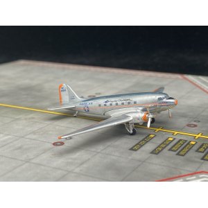 American Airlines 美国航空 Douglas DC-3 NC28325  HC-020 AeroClassics 1:400