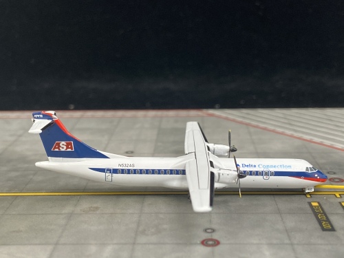 Delta Air Lines 达美航空 ATR 72 N532AS  GJDAL1134 Geminijets 1:400