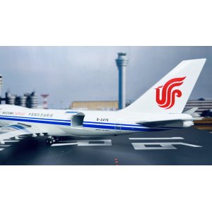 Air China Cargo 中国国际货运航空 Boeing 747-400 B-2476 开门 KJ-B74F-017 JC Wings 1:200