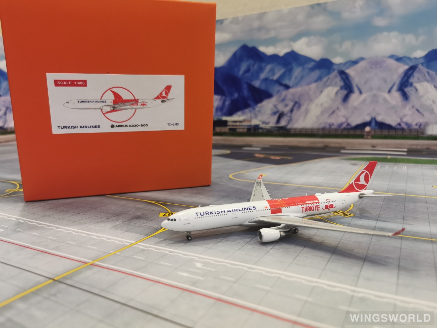 JC Wings 1:400 EW4333011 Turkish Airlines 土耳其航空 Airbus A330-300 TC-LND