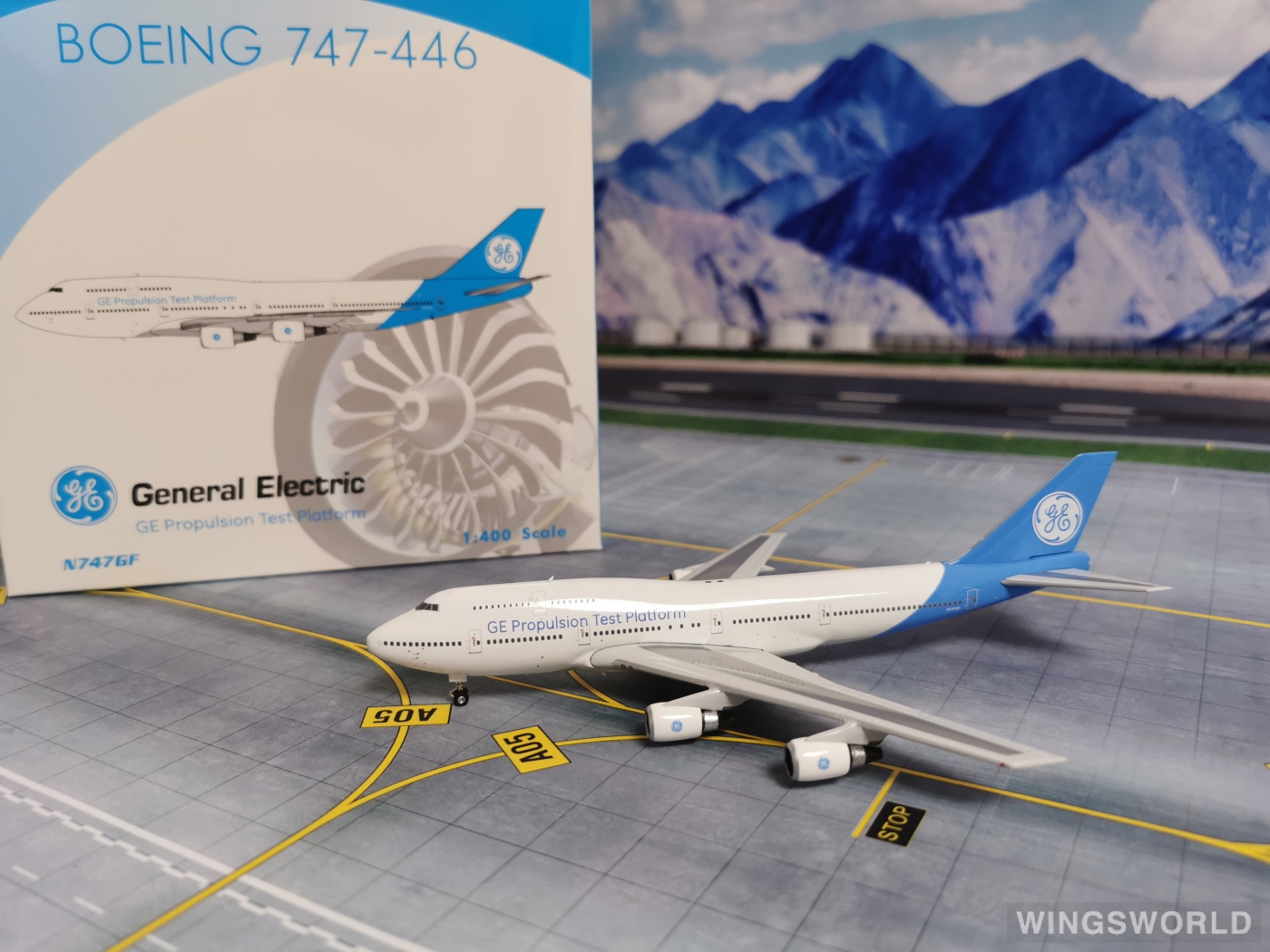 Phoenix 1:400 PH04453 General Electric 美国通用电气 Boeing 747-400 N747GF