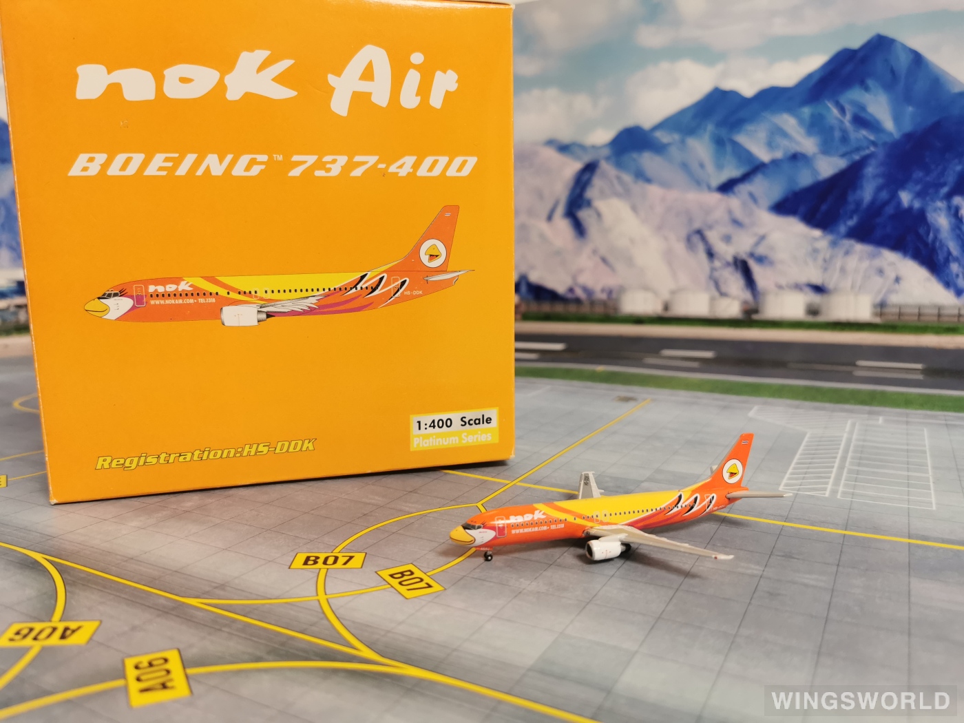 Phoenix 1:400 PH10221 Nok Air 皇雀航空 Boeing 737-400 HS-DDK