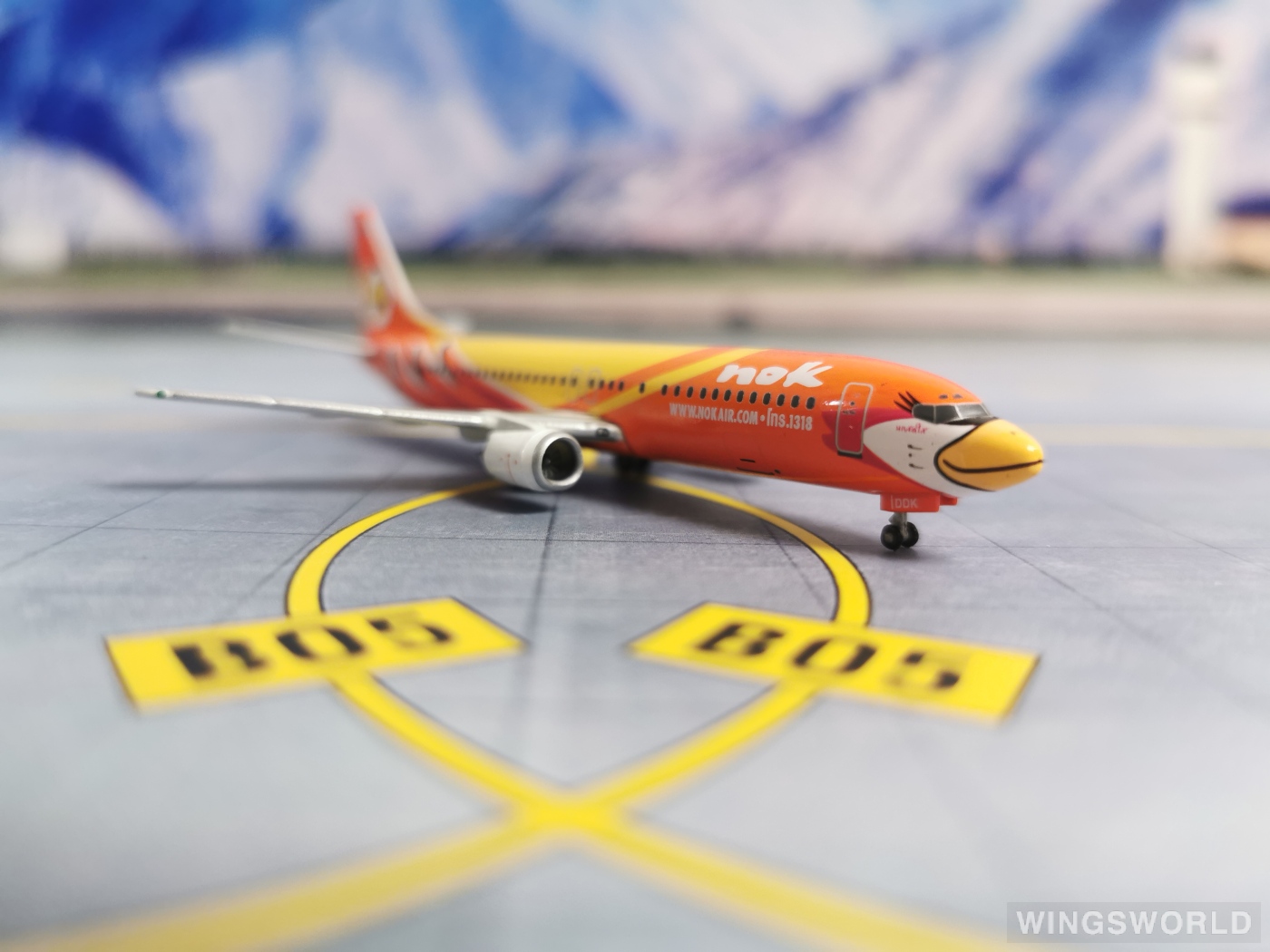 Phoenix 1:400 PH10221 Nok Air 皇雀航空 Boeing 737-400 HS-DDK