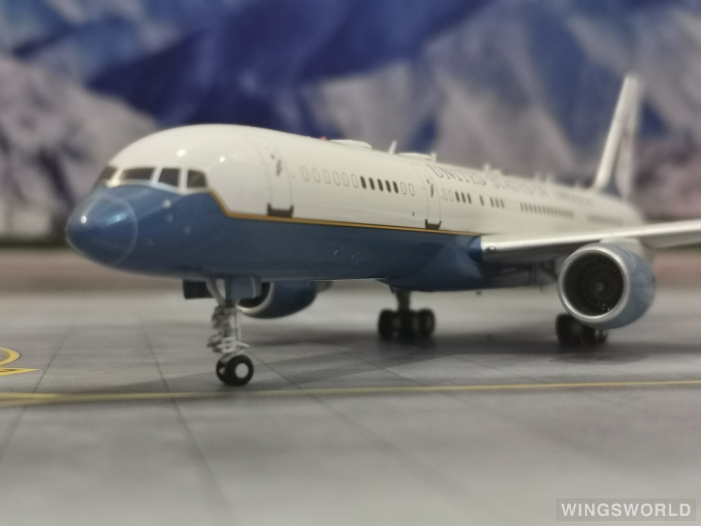 Inflight200 1:200 IFC32USA03 USAF 美国空军 Boeing 757-200 80002