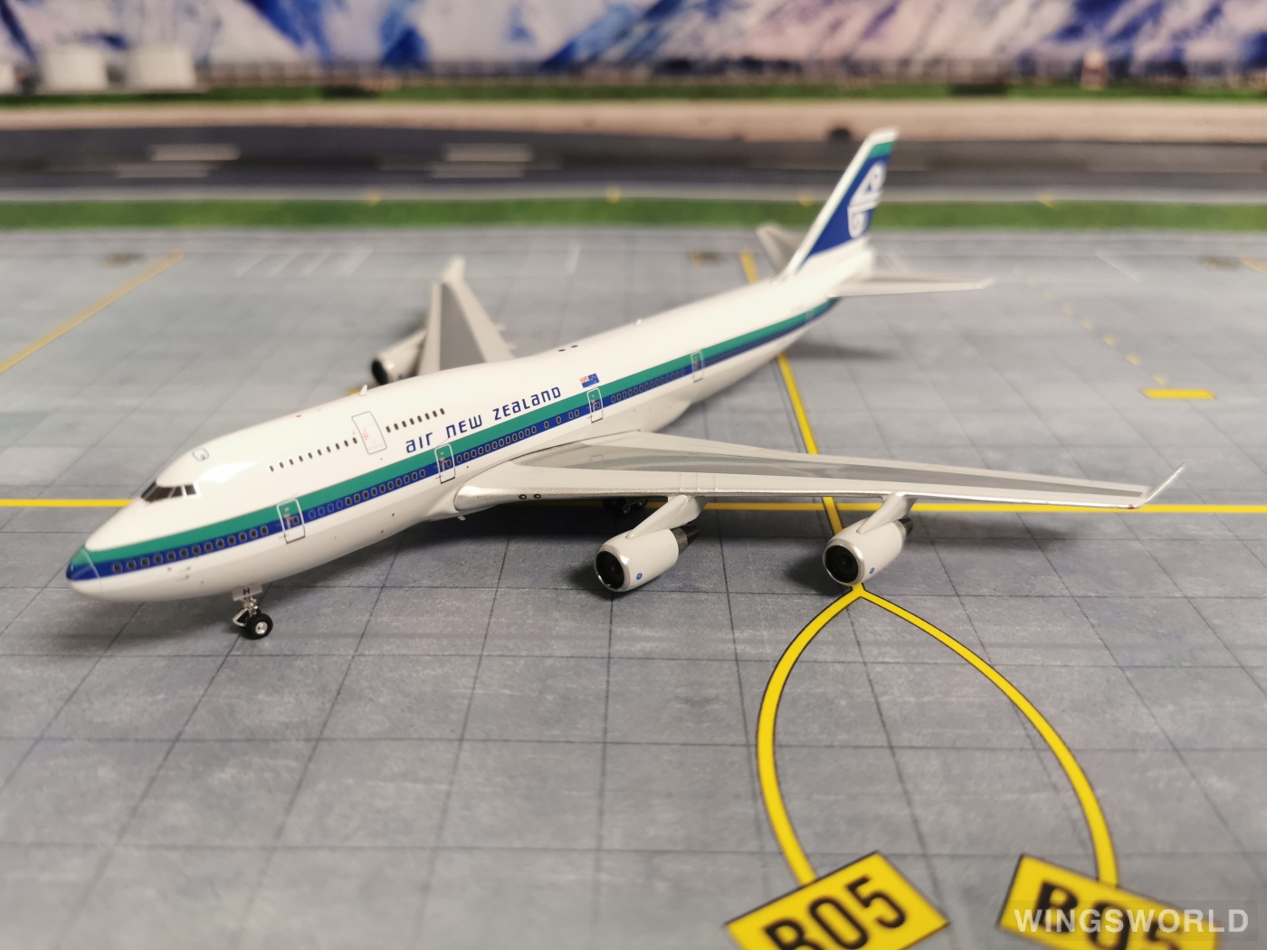 Phoenix 1:400 PH11770 Air New Zealand 新西兰航空 Boeing 747-400 ZK-SUH