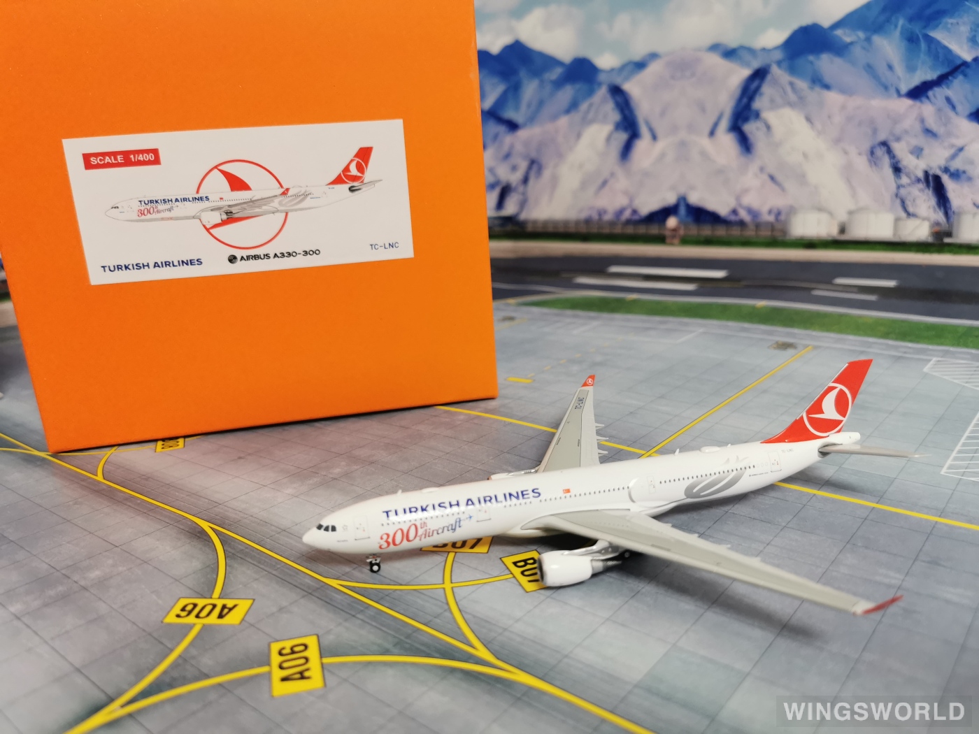 JC Wings 1:400 EW4333012 Turkish Airlines 土耳其航空 Airbus A330-300 TC-LNC