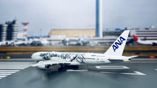 PH04490 ANA 全日空Boeing 777-200ER JA745A Phoenix 1:400 -飞机模型世界