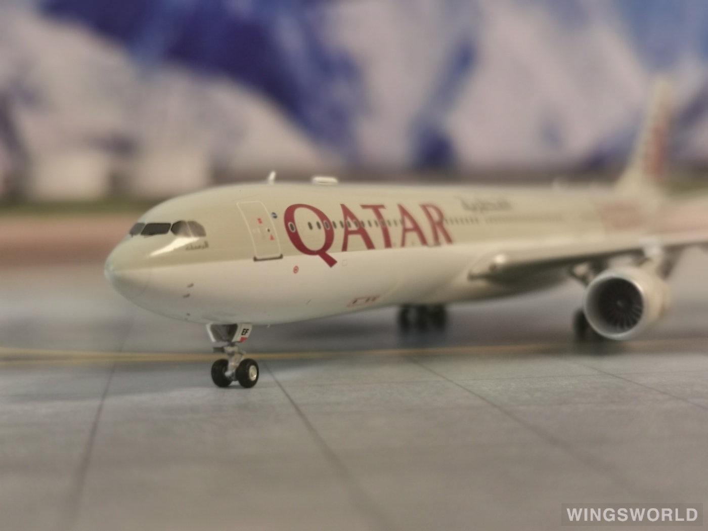 NGmodels 1:400 NG62045 Qatar 卡塔尔航空 Airbus A330-300 A7-AEF