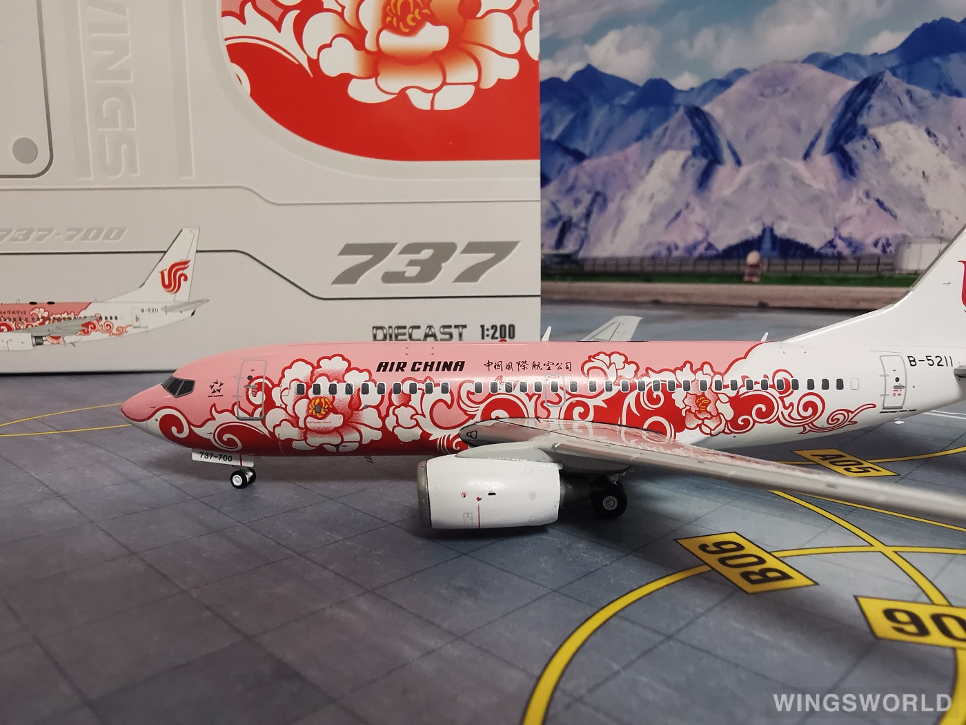 JC Wings 1:200 LH2362 Air China 中国国际航空 Boeing 737-700 B-5211