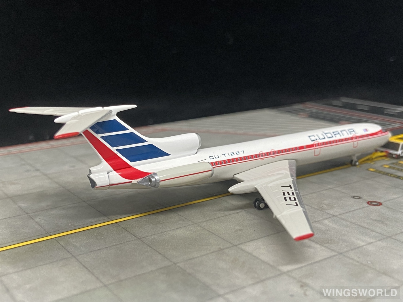 TucanoLine 1:400 84021001 Cubana 古巴航空 Tupolev Tu-154 CU-T1227