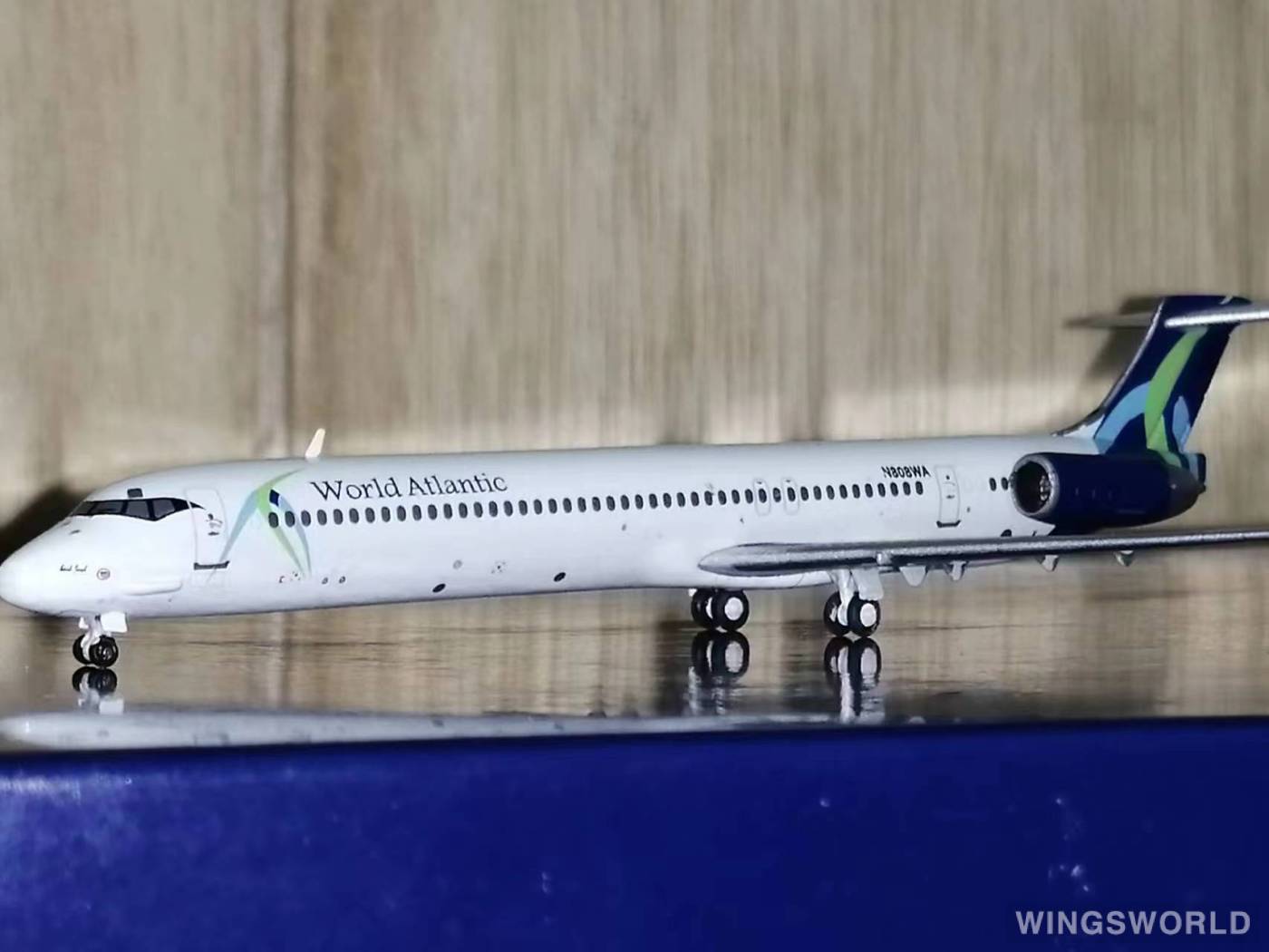 Geminijets 1:400 GJWST2007 World Atlantic Airlines McDonnell Douglas MD-83 N808WA