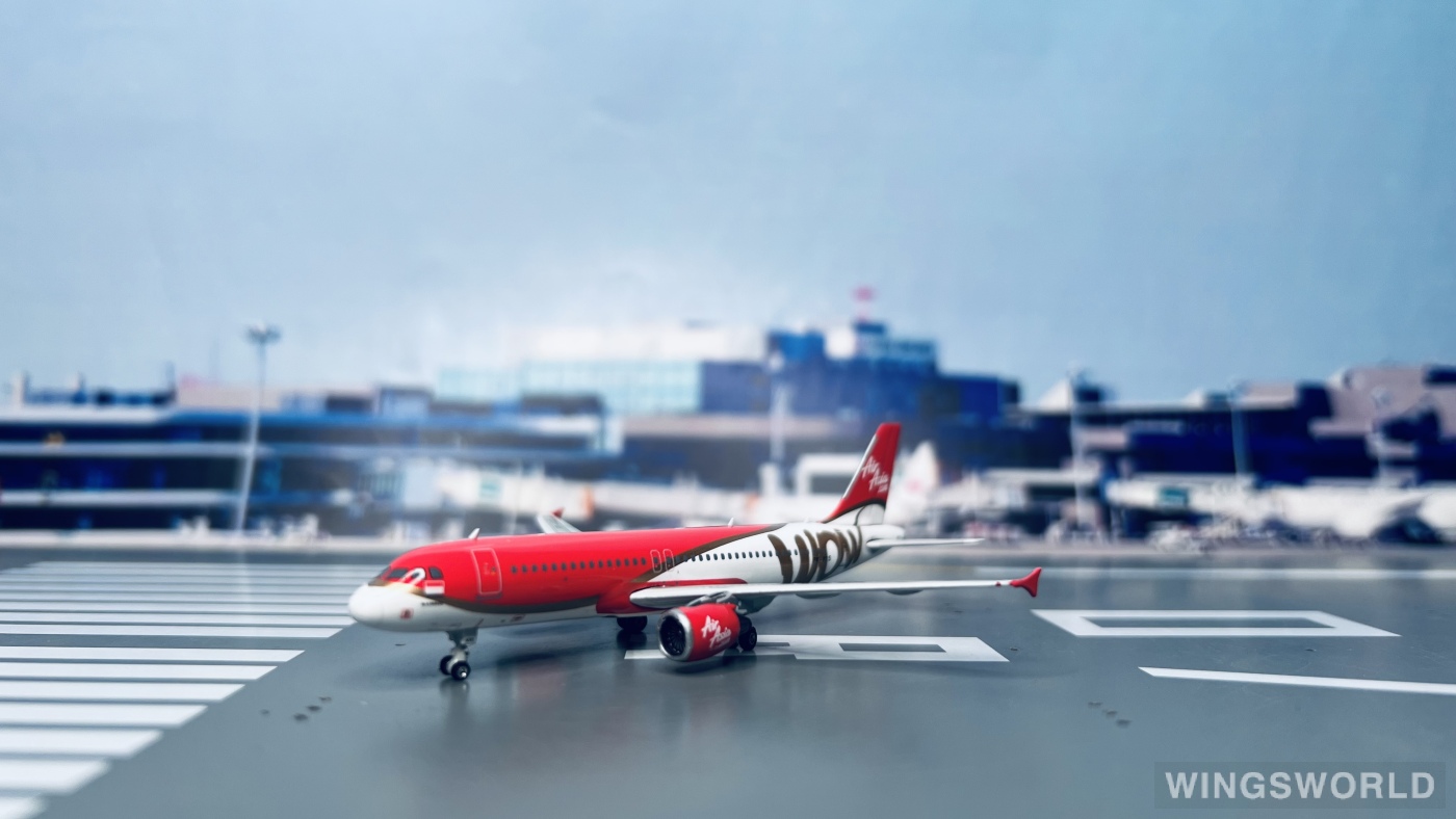 Phoenix 1:400 PH11386 AirAsia 亚洲航空 Airbus A320 PK-AXS
