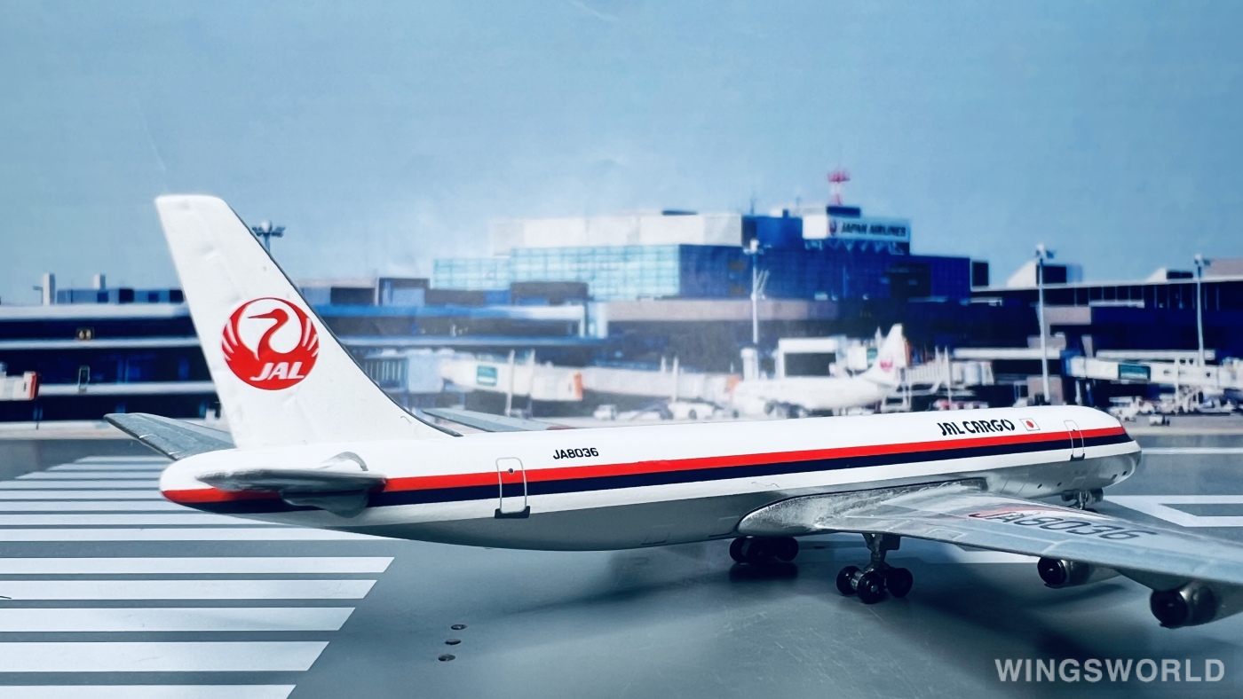 Big Bird 1:400 BB4-2004-12A Japan Airlines 日本航空 Douglas DC-8 JA8036