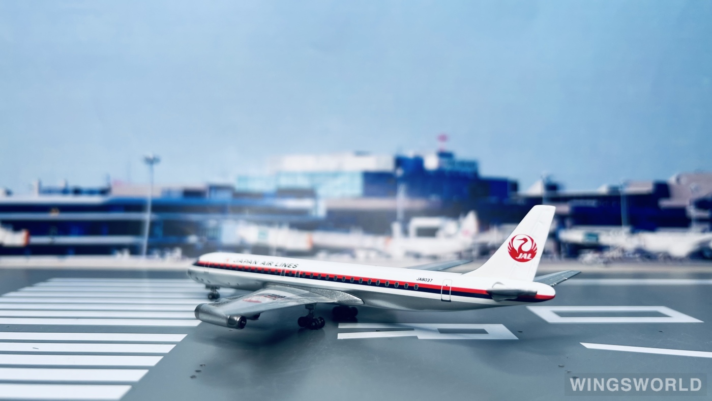 Big Bird 1:400 BB4-2004-12B Japan Airlines 日本航空 Douglas DC-8 JA8037