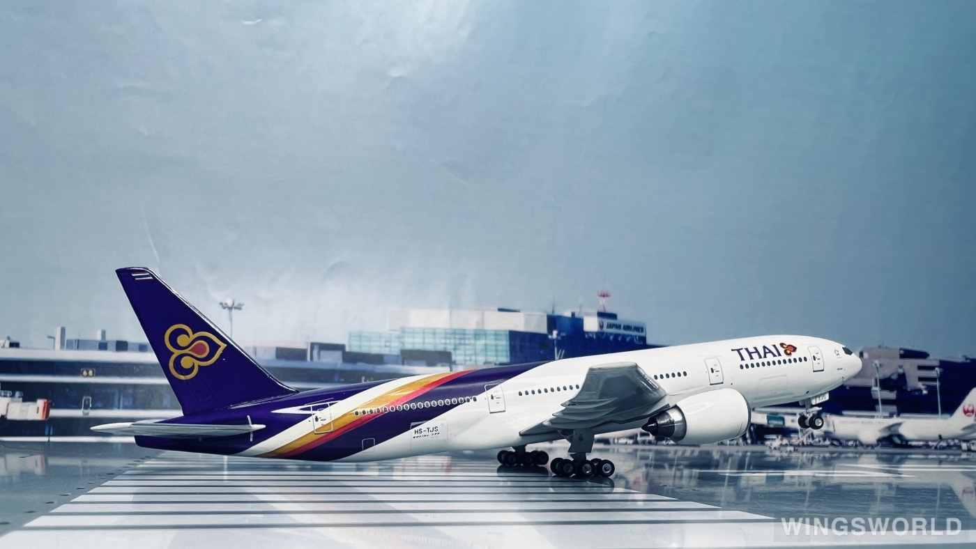 Phoenix 1/400 Thai Airways Boeing 777-200 HS-TJT “Pathum Wan