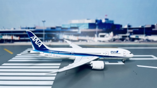【ラスト一機】Jc Wings 1/400 ANA Q400 ScaleModelStore.com :: JC Wings 1:400 - SA4037 - ANA Wings