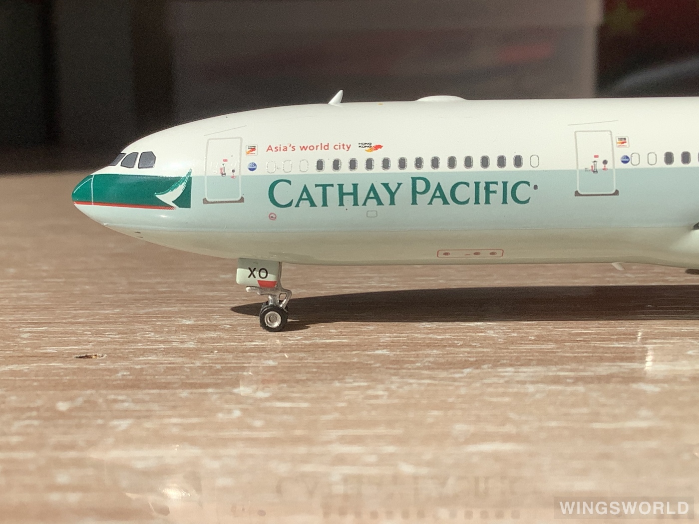 Phoenix 1:400 PH04457 Cathay Pacific 国泰航空 Airbus A340-300 B-HXO