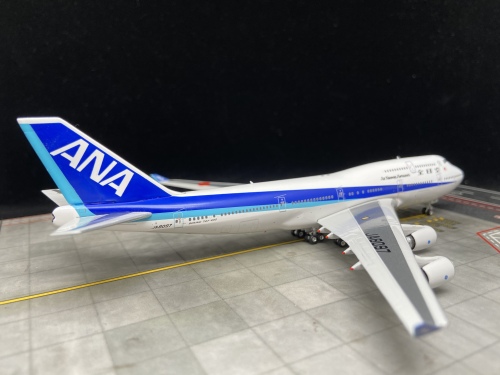 PH04372 ANA 全日空Boeing 747-400 JA8097 Phoenix 1:400 -飞机模型世界