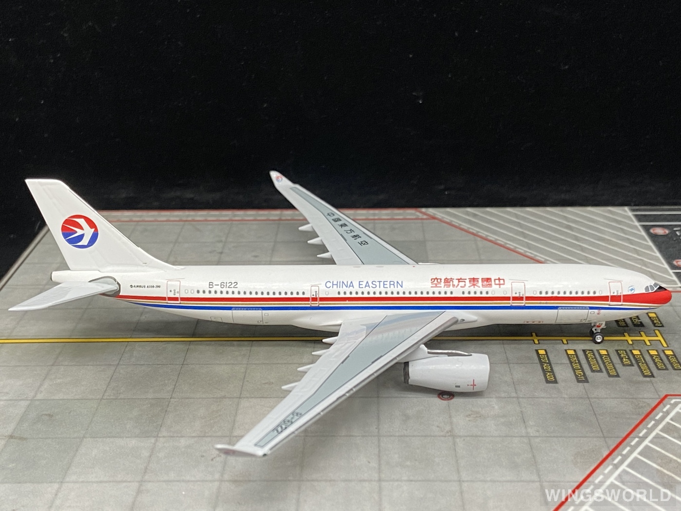 AeroClassics 1:400 AC4B6122 China Eastern 中国东方航空 Airbus A330-200 B-6122