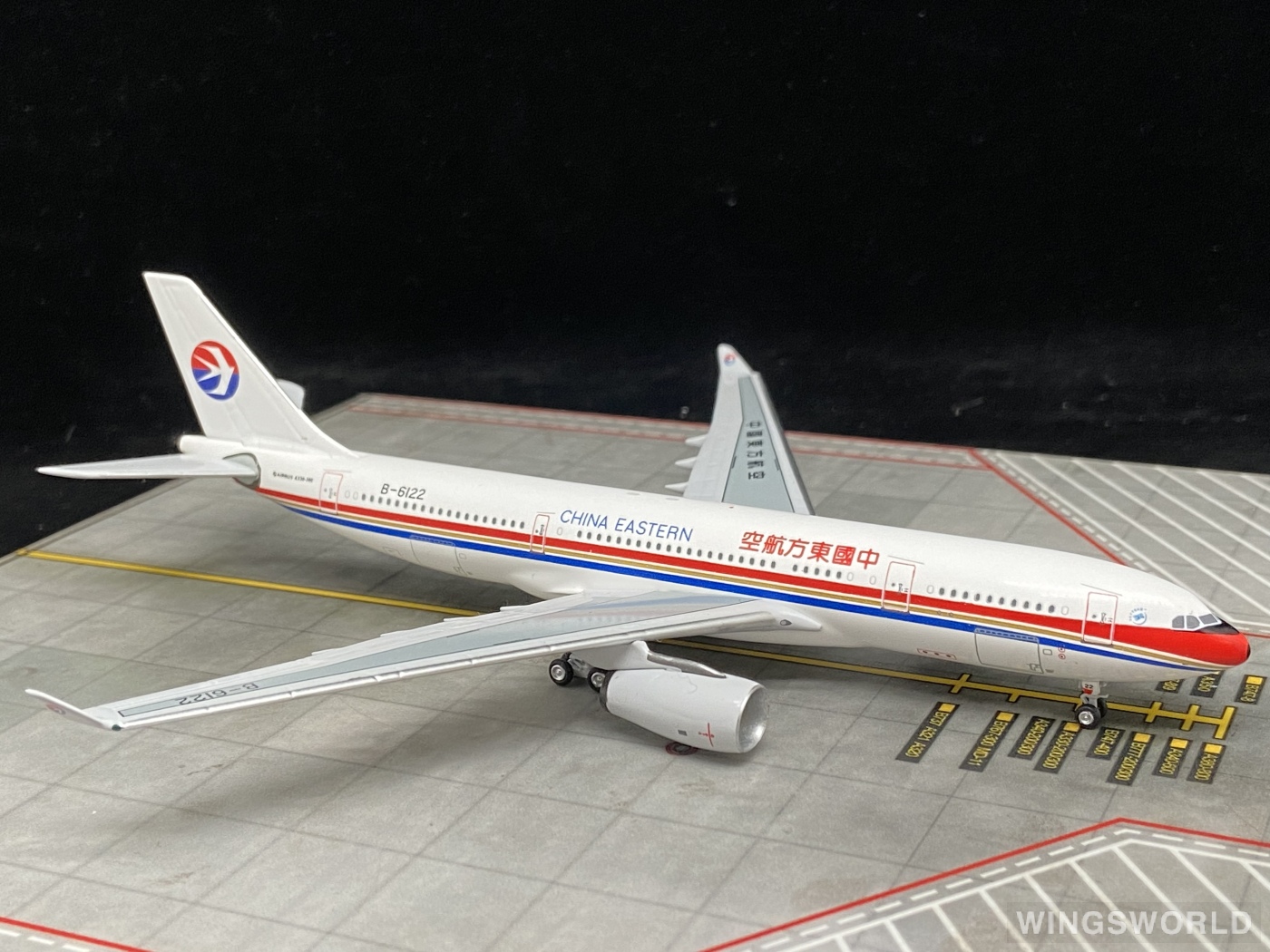 AeroClassics 1:400 AC4B6122 China Eastern 中国东方航空 Airbus A330-200 B-6122