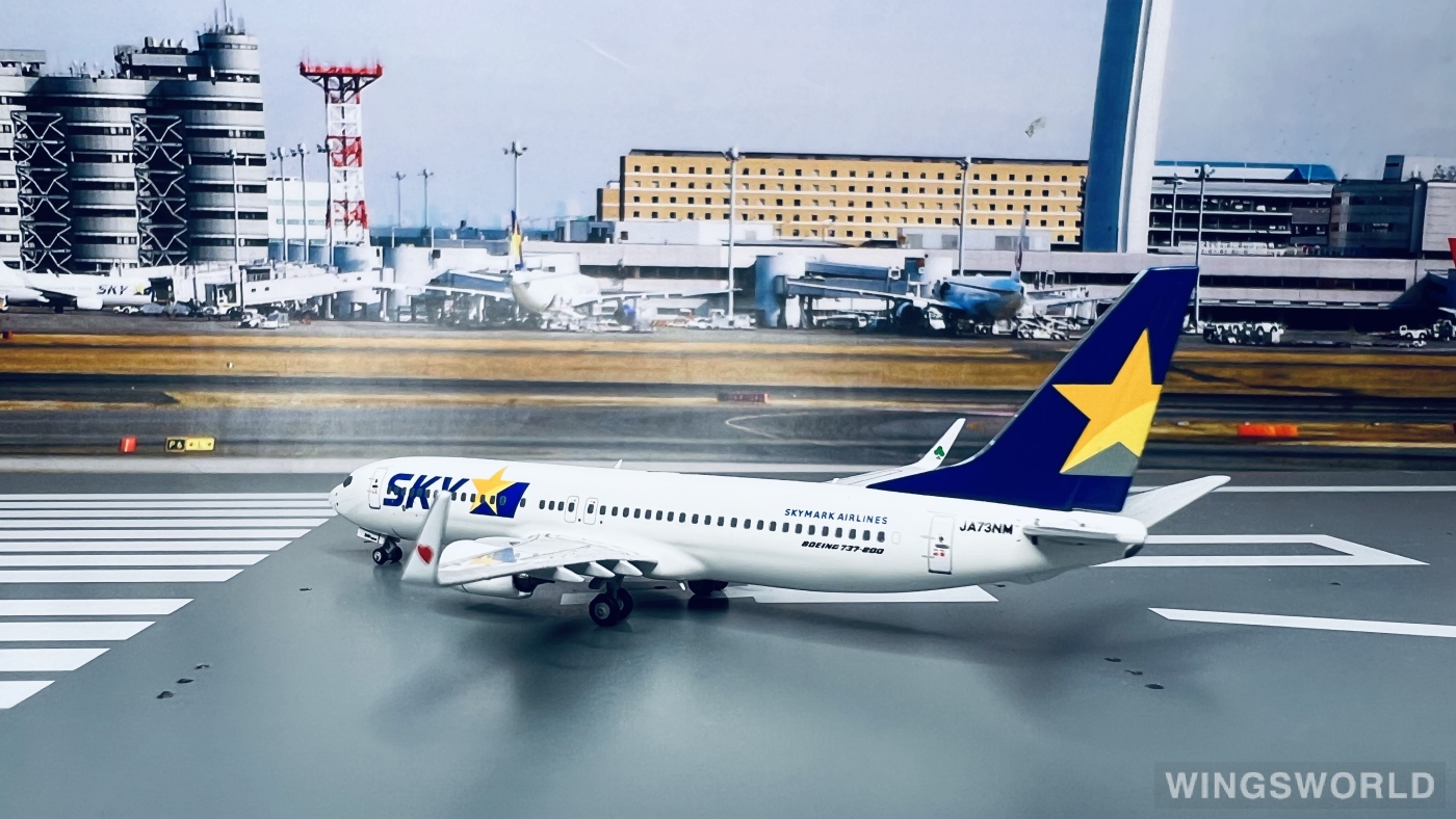 NGmodels 1:400 NG58141 Skymark Airlines 天马航空 Boeing 737-800 JA73NM