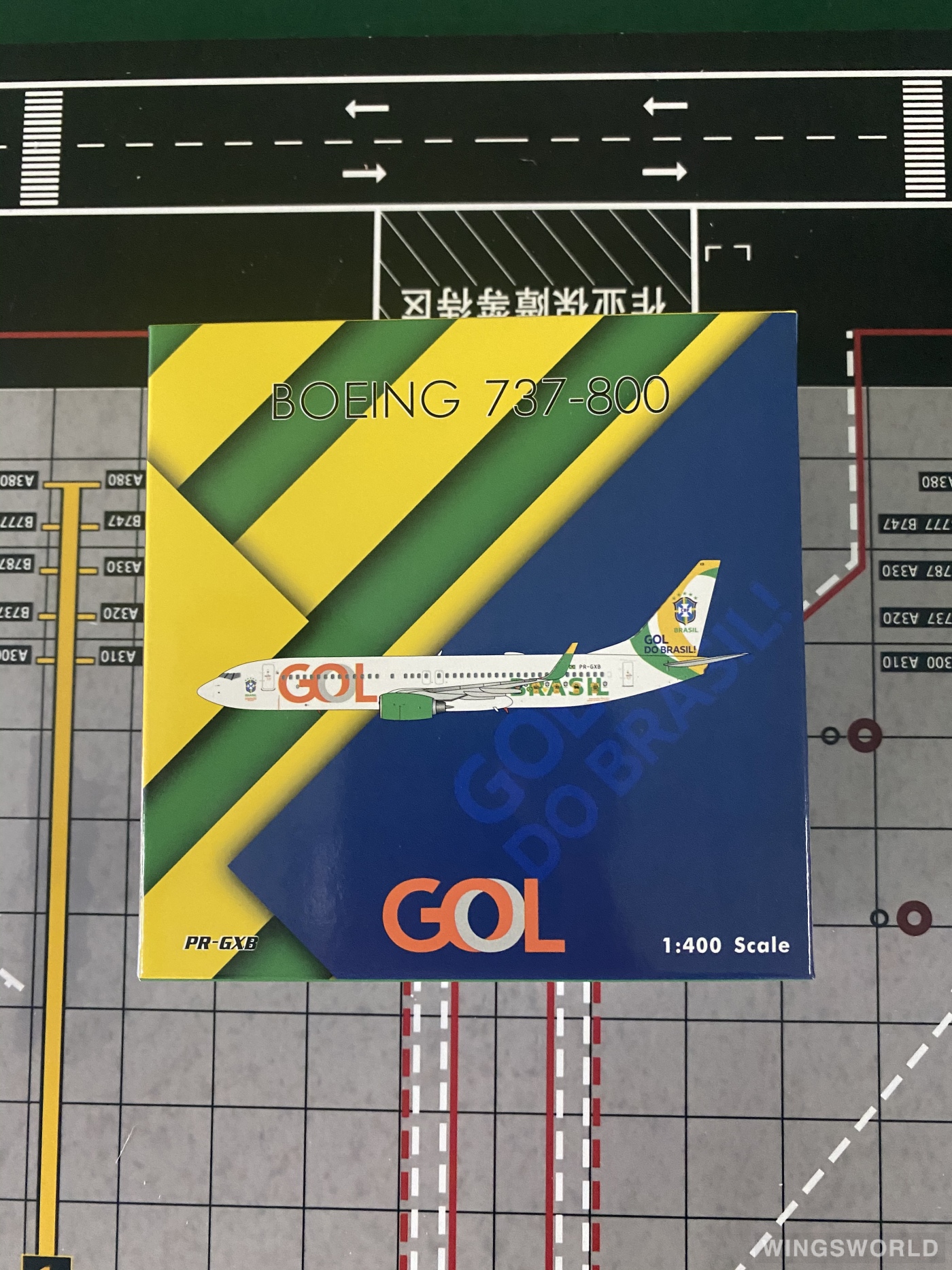 Phoenix 1:400 PH04500 GOL 高尔航空 Boeing 737-800 PR-GXB
