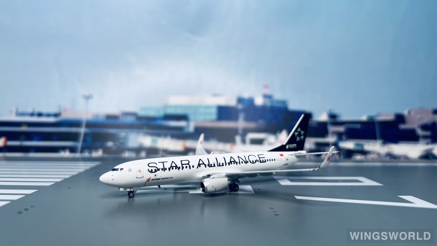 Phoenix 1:400 PH11790 Air China 中国国际航空 Boeing 737-800 B-5425