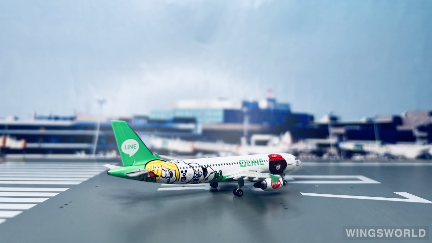 Phoenix 1:400 PH11098 AirAsia 亚洲航空 Airbus A320 9M-AHR