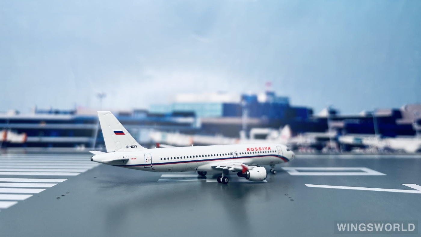 C Model 1:400 C0005 Rossiya Special Flight Detachment Airbus A320 EI-DXY