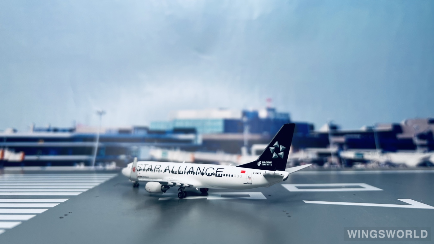 Phoenix 1:400 PH11790 Air China 中国国际航空 Boeing 737-800 B-5425