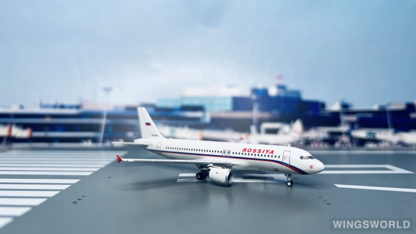 C Model 1:400 C0005 Rossiya Special Flight Detachment Airbus A320 EI-DXY