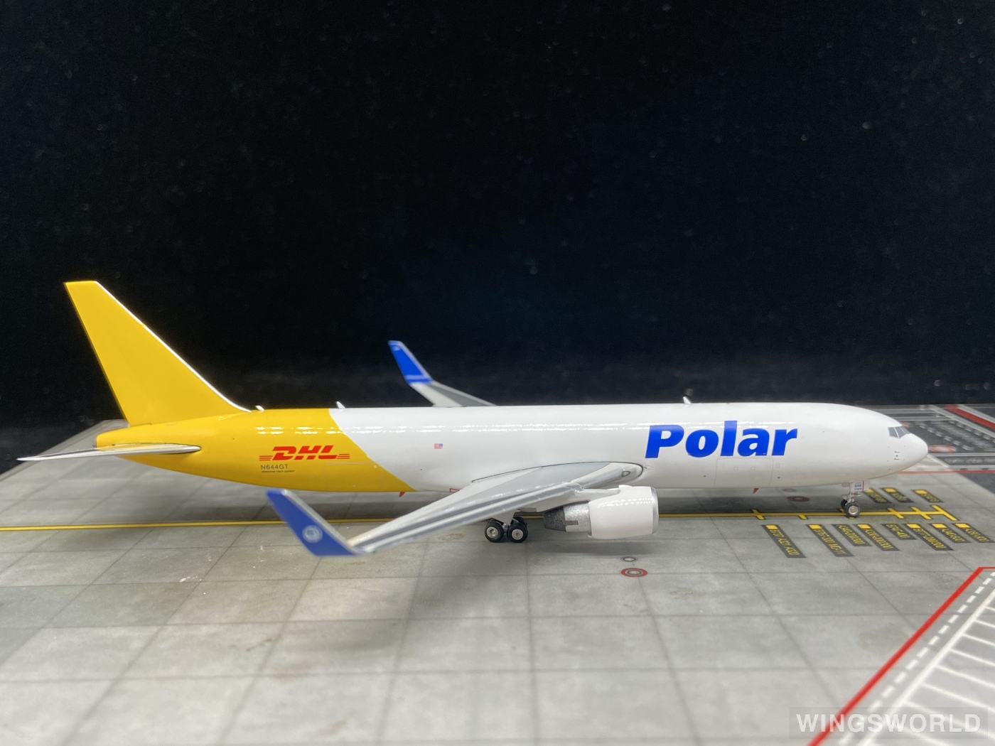 Phoenix 1:400 PH04413 Polar Air Cargo 博立货运航空 Boeing 767-300 N644GT
