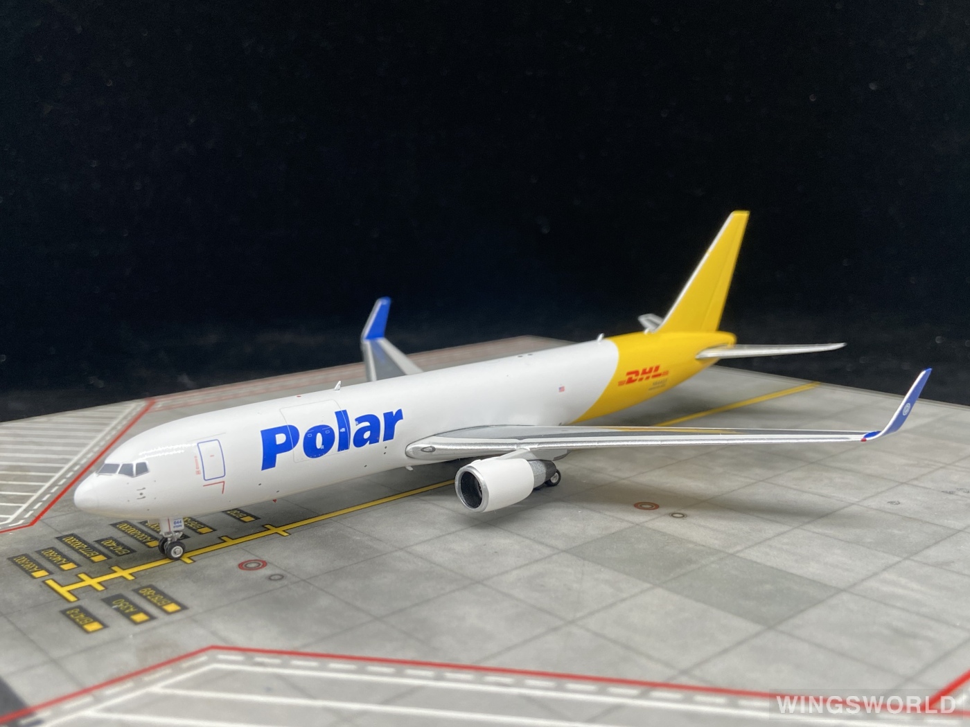 Phoenix 1:400 PH04413 Polar Air Cargo 博立货运航空 Boeing 767-300 N644GT