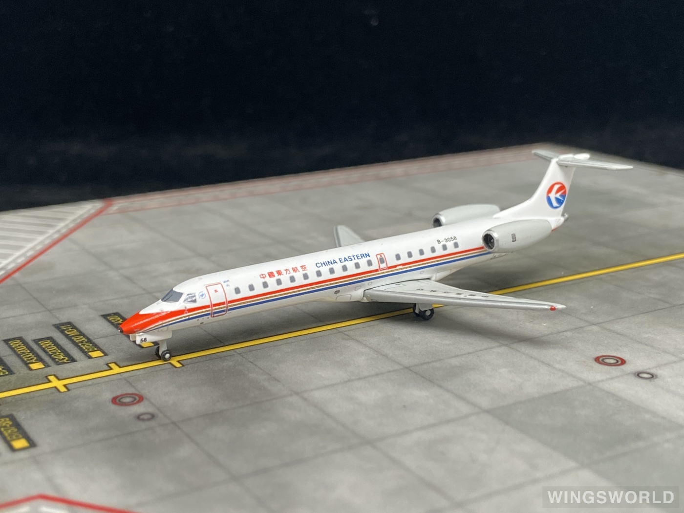 JC Wings 1:400 DB20144008 China Eastern 中国东方航空 Embraer ERJ-145 B-3058