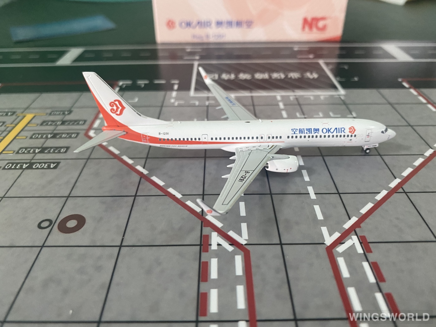 NGmodels 1:400 NG79019 Okay Airways 奥凯航空 Boeing 737-900ER B-1291