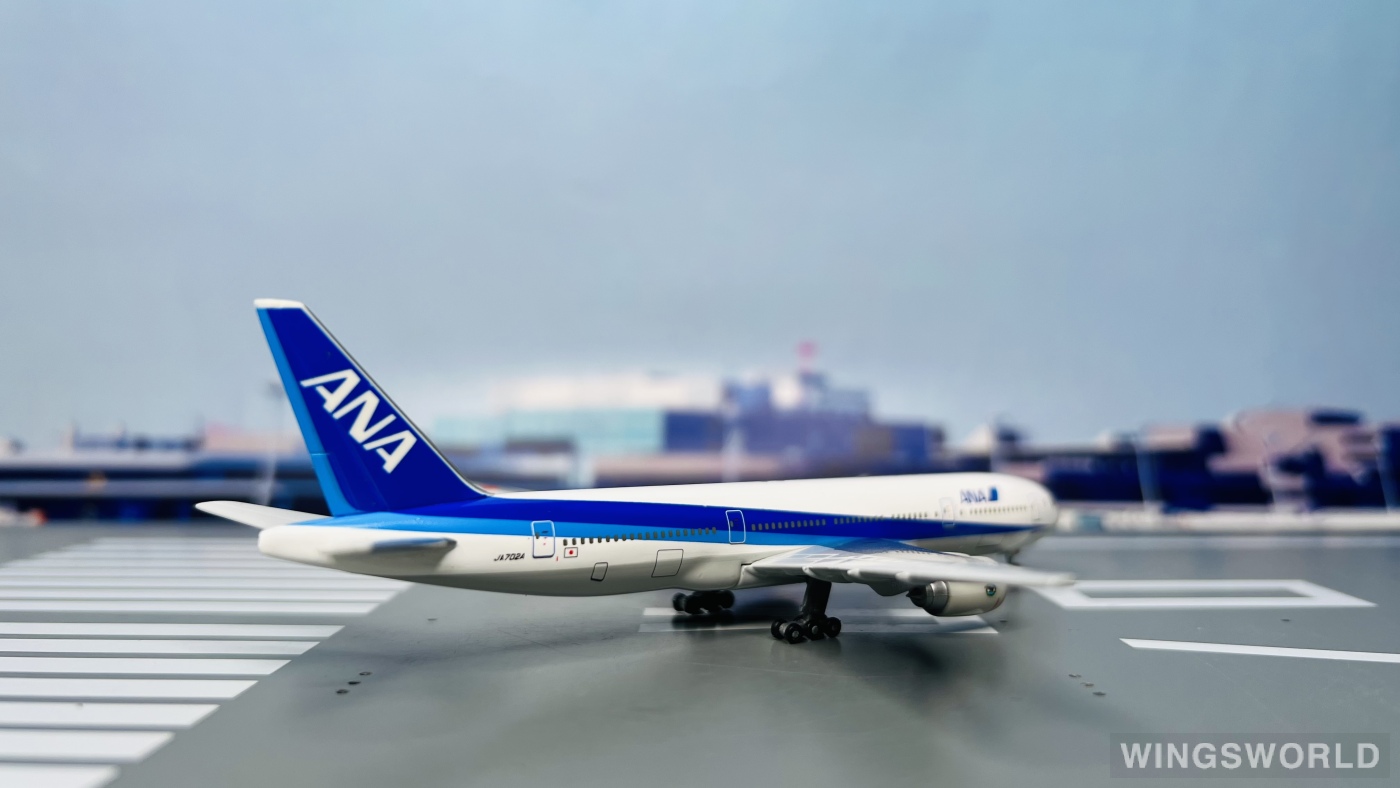 Hogan 1:500 NH50017 ANA 全日空 Boeing 777-200 JA702A